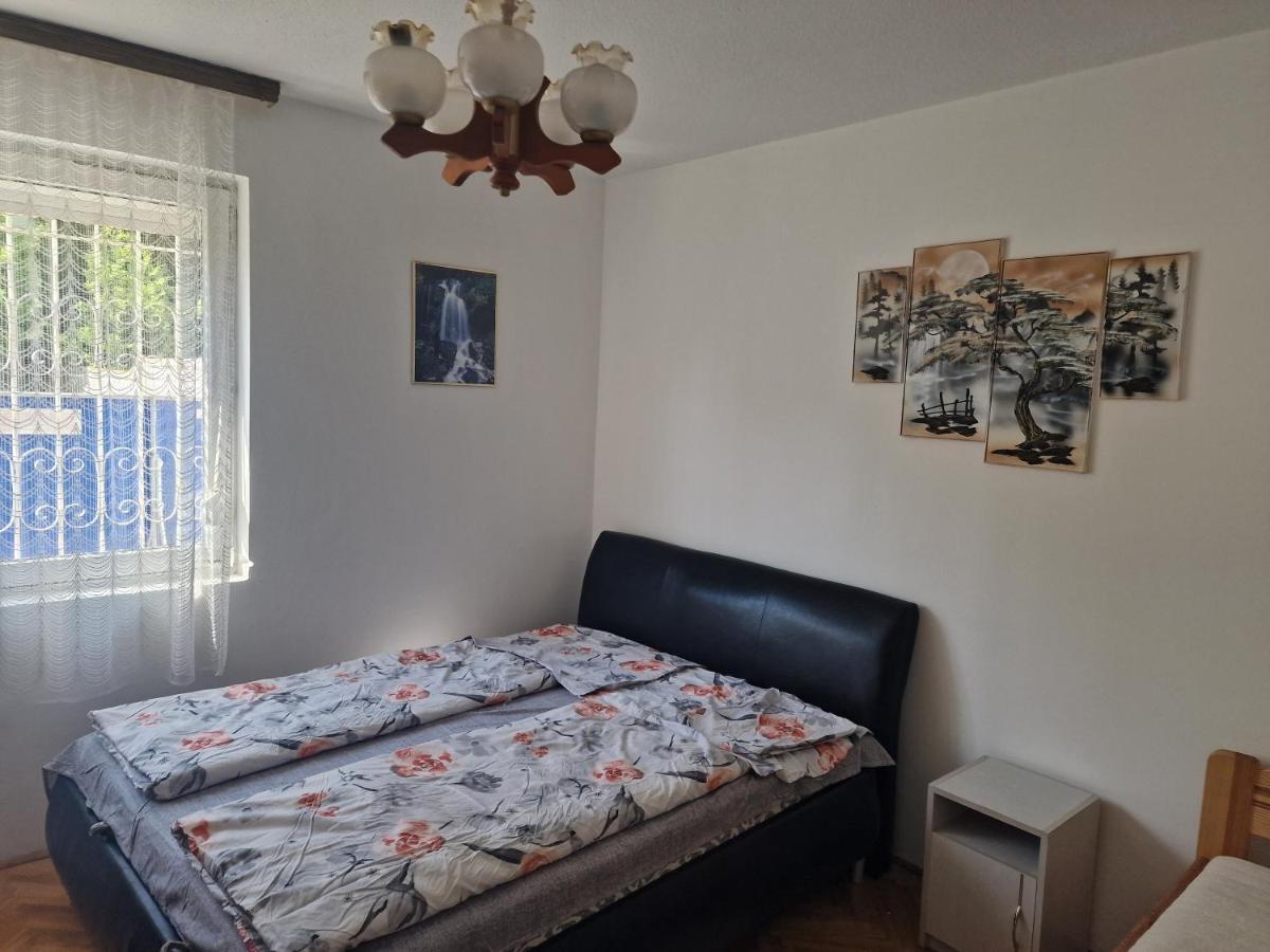 BalatonmáriafürdőReginavendeghaz别墅 外观 照片